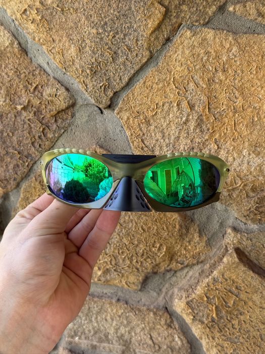 Oakley Plantaries