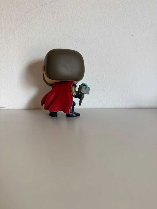 Figura Funko POP! Marvel Avengers - Thor (Stark Tech Suite) 628