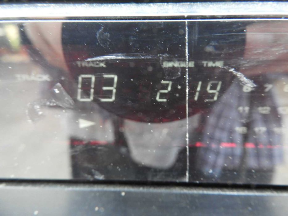 Odtwarzacz CD Kenwood DP - 4030