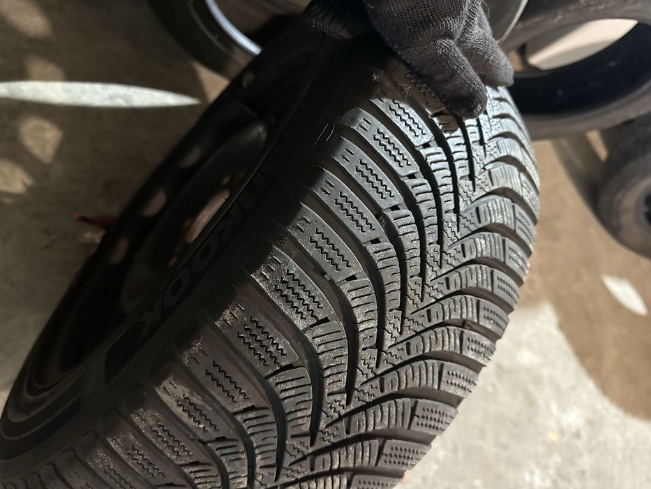 Комплкет зимової гуми 5/120 R16