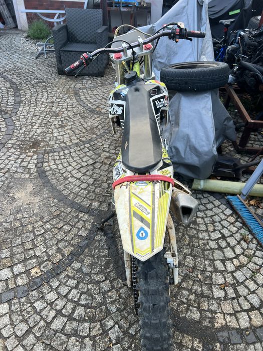 Cross Alfarad  250