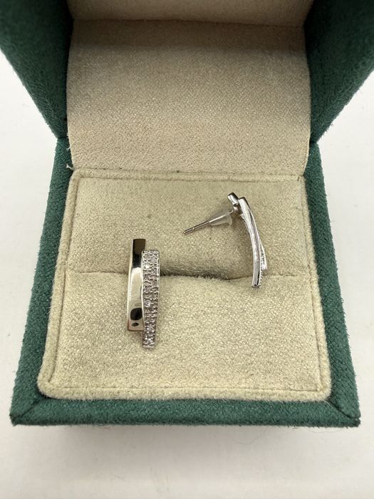 Złote kolczyki z diamentami 0,15ct