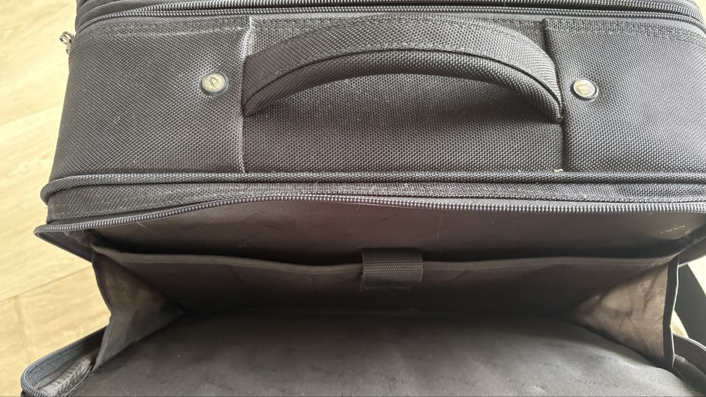 Biznesowa torba na laptopa Airtex Paris