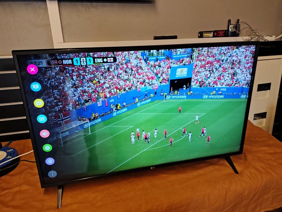 LG 43" 4K  LED Smart TV Netflix YouTube DVB-T