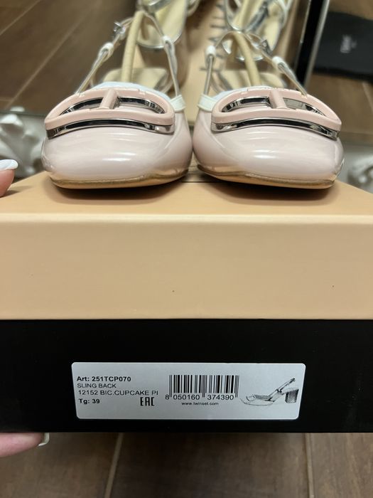 Twin set ( twinset) шикарні босоніжки , туфлі