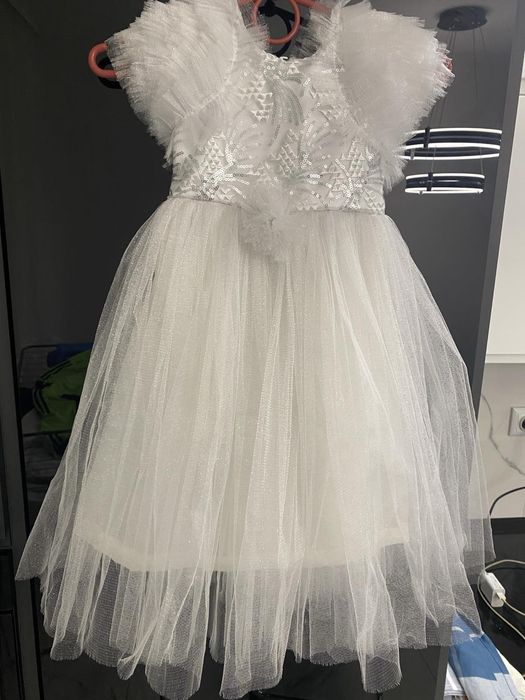 Новорічний костюм сніжинки ангела на зріст 3 -4 роки зріст 98-110 см