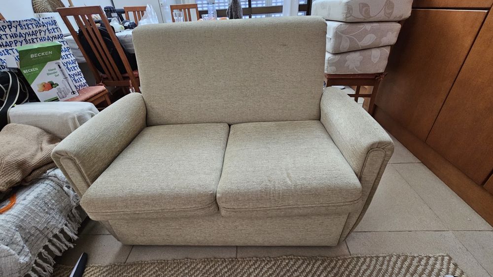 Sofa-cama de 2 lugares e Cadeirão