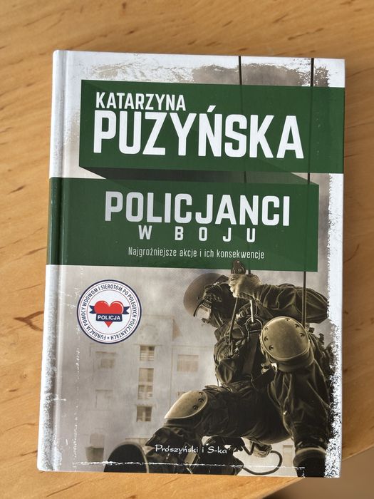 Policjanci w boju