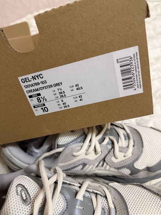 Asics gel nyc 42 , 26.5