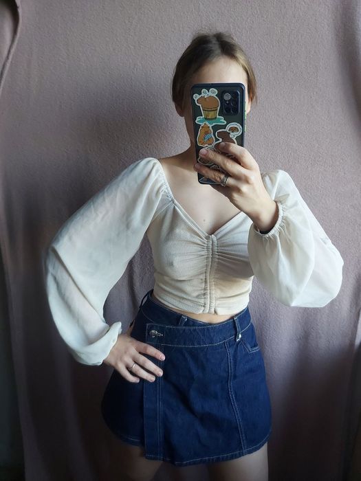 Топ бежевий жіночий