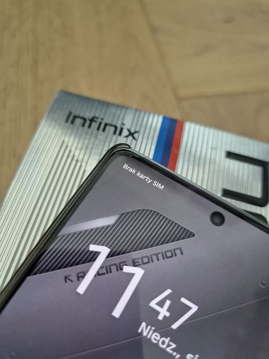 Smartfon INFINIX Note 40 8/256GB 6.78" 120Hz srebrny - Racing Edition