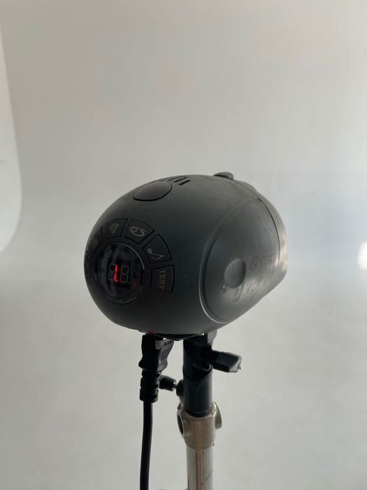 Продам спалаху visico vt 200