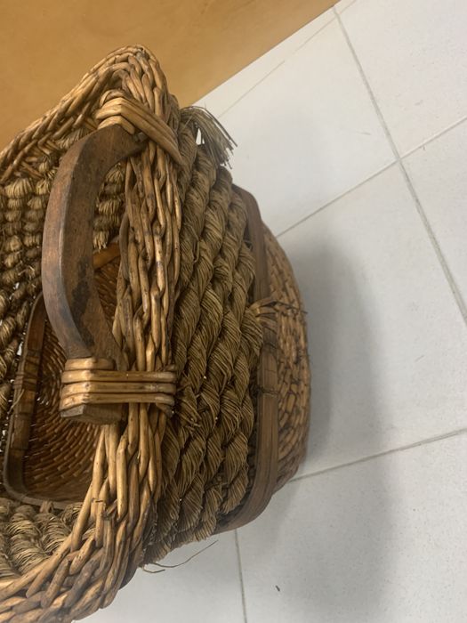 Cesto palha para lenha