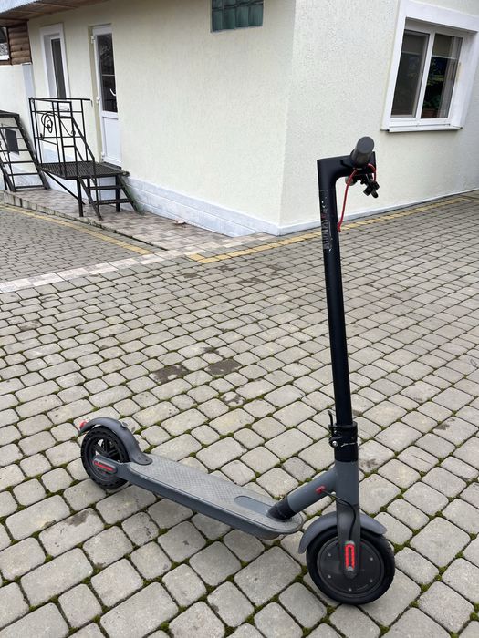 Срочно Xiaomi Mi Pro 2 Electric Scooter