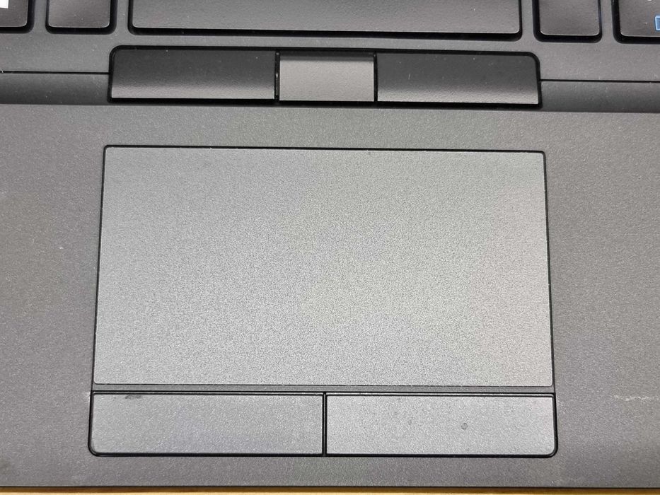 Dell Latitude 5491 i7 8850H / 8GB / 256GB / 14" FHD / como novo