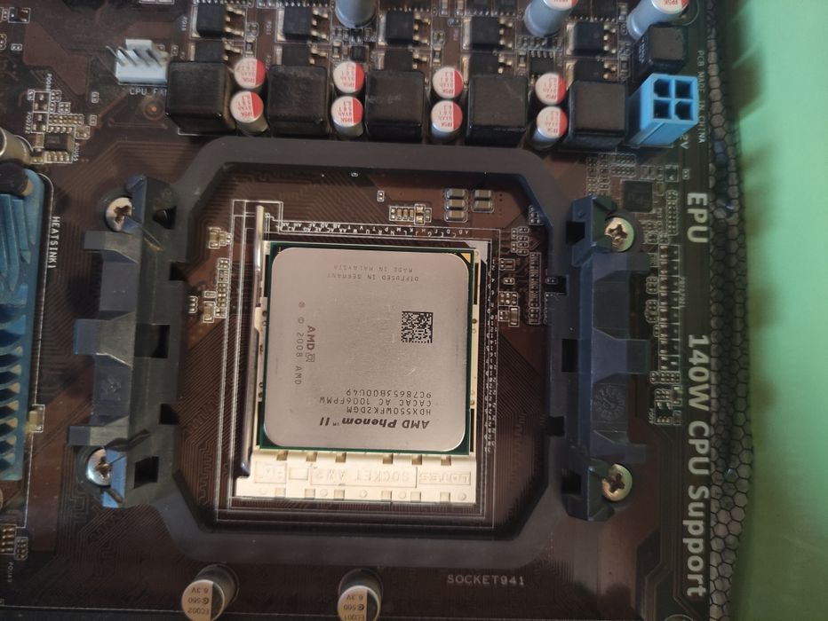 Сборка ASUS M4A77TD, AMD Phenom II, Crucial DDR3 4GB, видеокарта asus