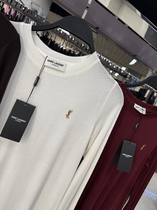 Жіночий брендовий лонгслив