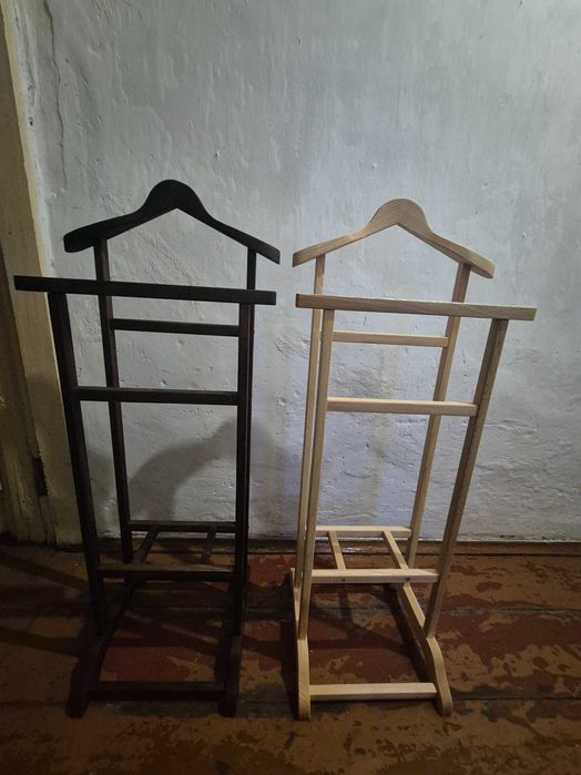 Вішалки для одежі,