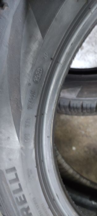 Pneus  235/50/20 semi novos Pirelli