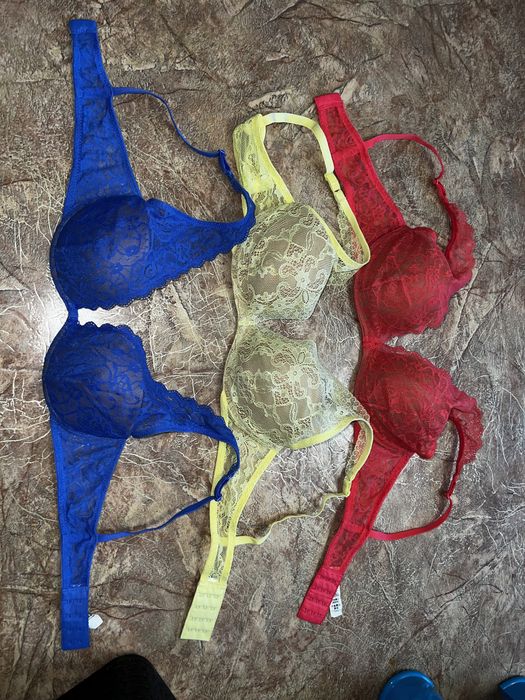 Бюст,ливчик,бюстгальтер тезеніс