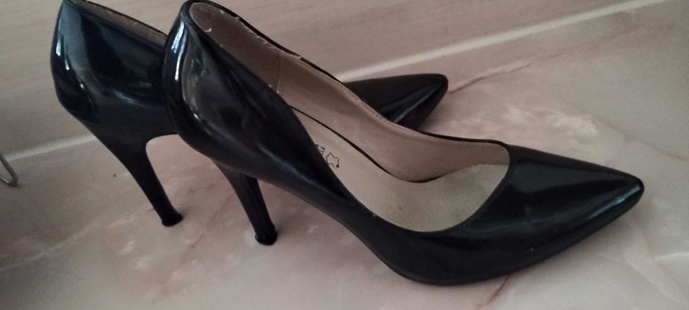 Czółenka damskie Goodin Vera Pelle – rozmiar 39