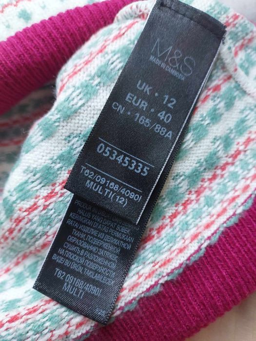 Sweter kolorowy 40