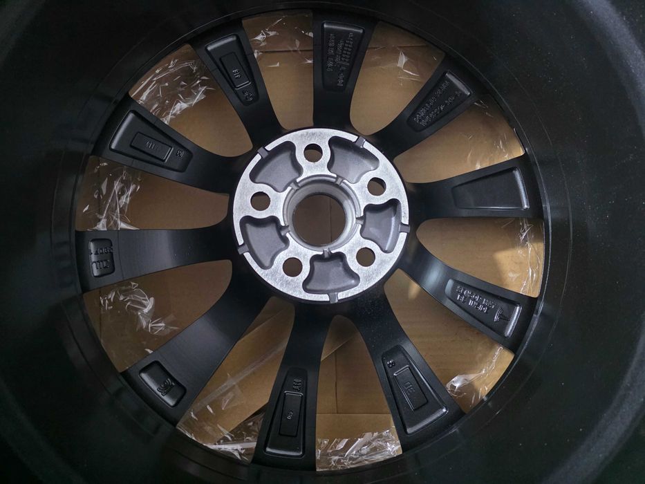 Jantes 20 Tesla Originais Stiletto Gunpowder IGUAIS A NOVAS  + Pneus