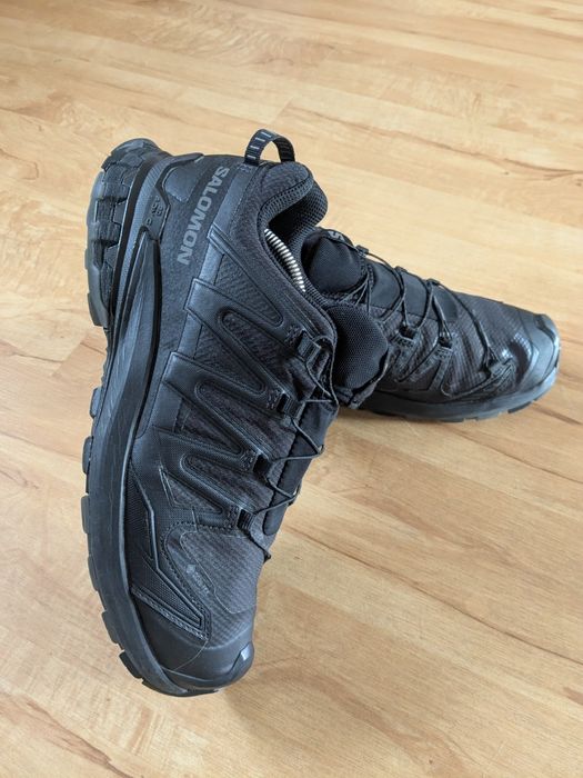 Salomon XA Pro 3 D v9 GTX.