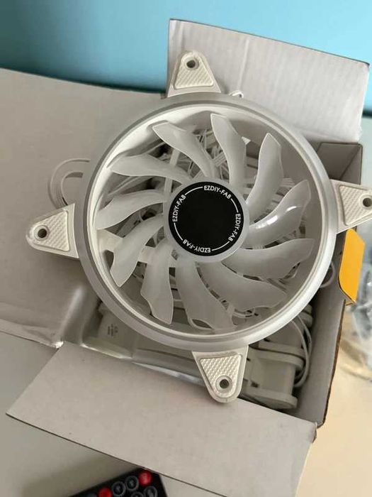 EZDIY-FAB pack 6 ventoinhas + hub + comando