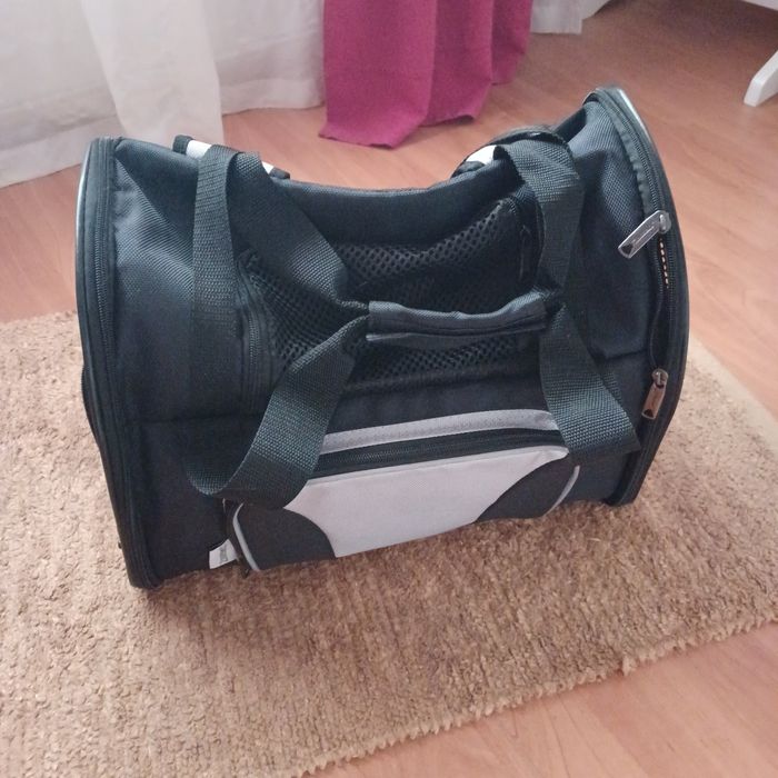 Transportadora de animais de pequeno porte