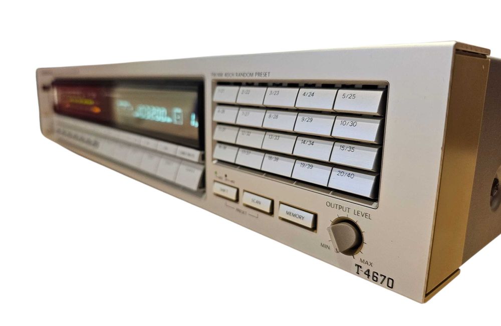 Tuner ONKYO INTEGRA T-4670 Pilot