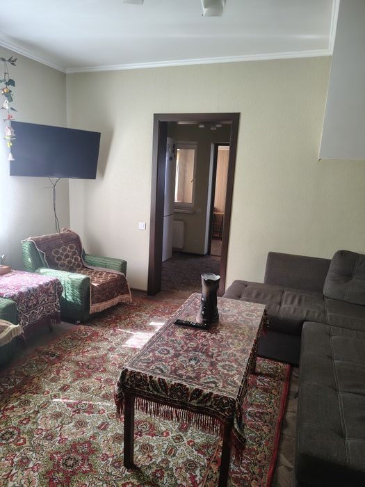 Здам пів будинку р-н 9 школа