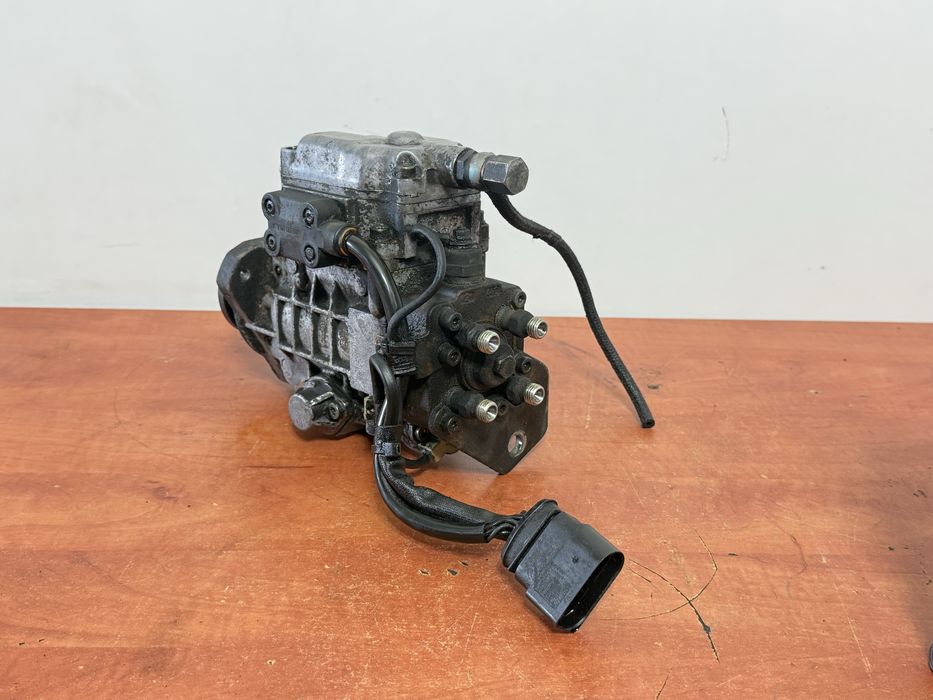 Pompa Wtryskowa VW Golf IV 1.9 TDI 038130107D