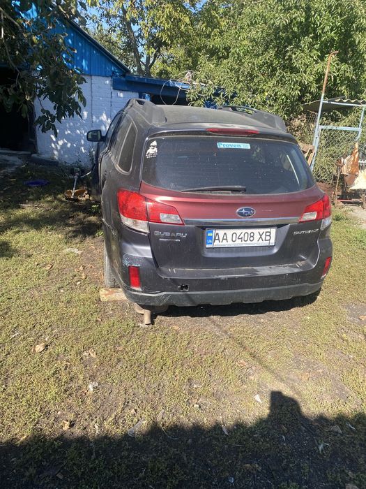 Продам субаоу аутбек