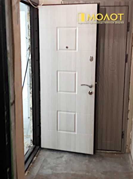 Двери входные металлические готовые. Есть єВідновлення. Низкая цена.