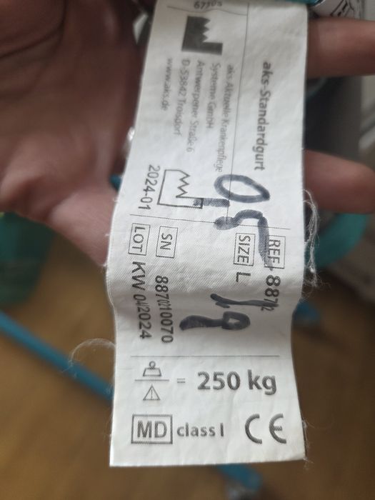 Podnośnik elektryczny pacjenta AKS