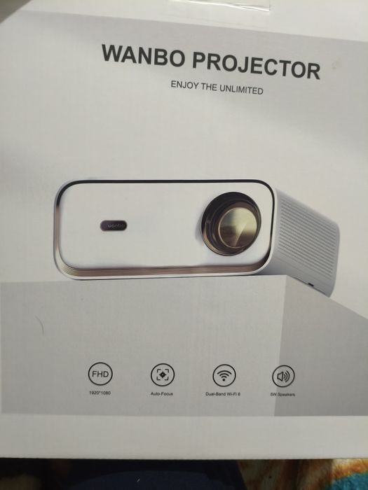 Projector wambo X5 com garantia de cerca de 1 ano e meio