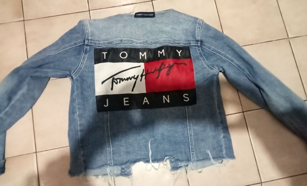 Kurtka damska jeansowa przecierana,rozm S