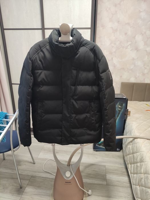 Продам чоловічу зимову куртку