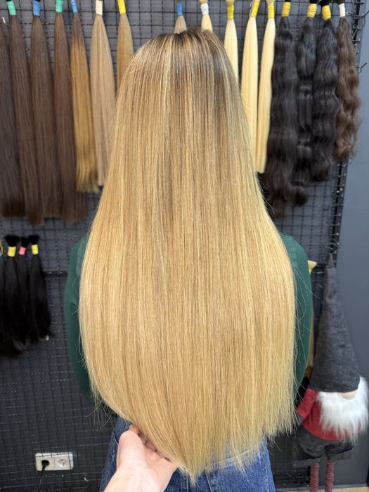 Нарощення волосся