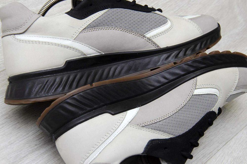 Кросівки Ecco ST1. Устілка 24,5 см