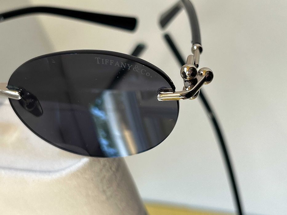 Жіночі сонцезахисні окуляри Tiffany TF 3104D безоправні овальні