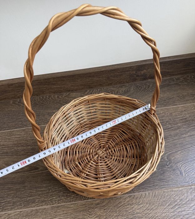 Koszyk wiklinowy