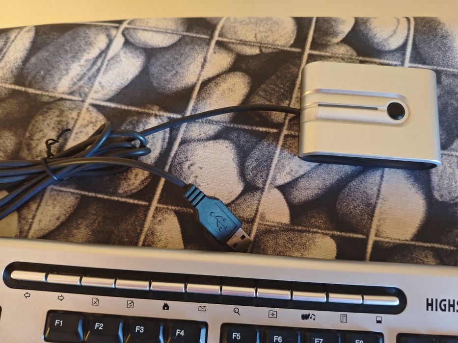 Vendo Conjunto Rato+Teclado HIGHSCREEN KG-0570