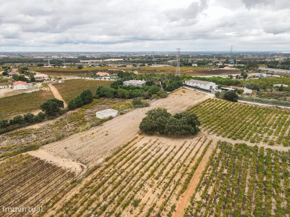 Land Plot in Palmela, 4780 m², Buildable Area of 120 m²