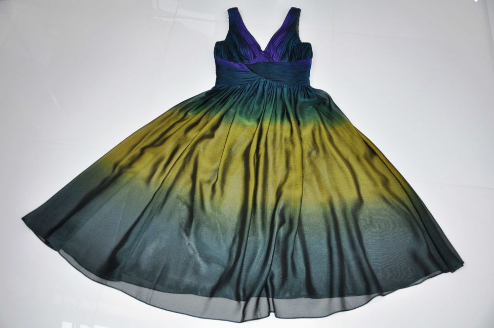 Sukienka koktajlowa Monnari  rozmiar  34