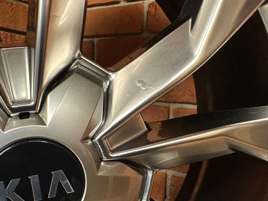 Koła Felgi 20 5x114,3 Kia Sorento IV Oryginał Czujniki TPMS