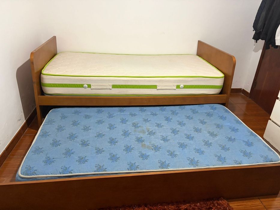 Cama solteiro dupla