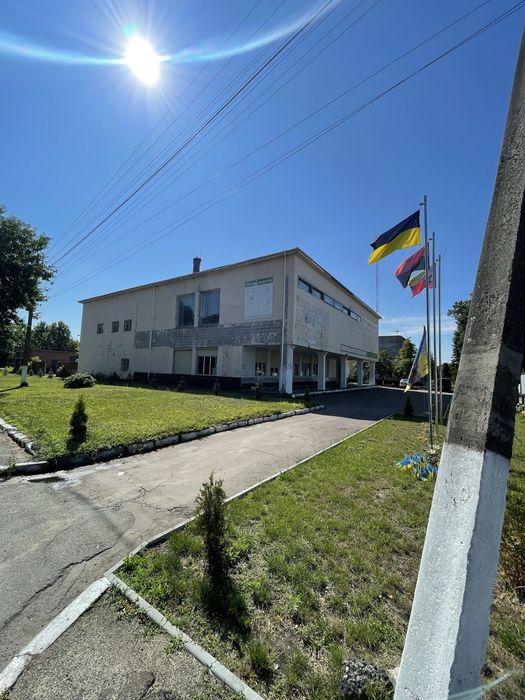 Продаж комерційного приміщення в смт. Чоповичі