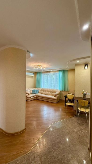 Продажа 3х.к.кв Пр.Центральный р-н Южного Буга 3/9 67000$